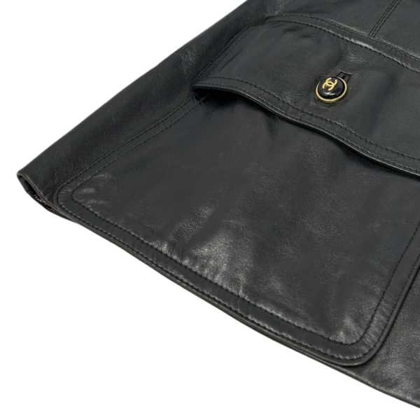 Women's Classic Noir Button-Up Leather Blazer - Image 8