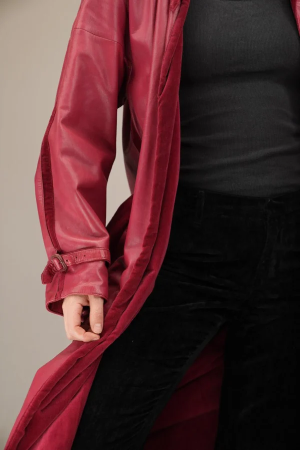 Women's Vintage-Inspired Ruby Red Leather Trench Coat - Image 7
